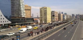 1 Mayıs İstanbul'da kapalı olan yollar ve alternatif güzergahlar hangisi? #9940 1 Mayıs'ta hangi yollar açık?