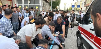Adıyaman'da otomobil ile motosiklet çarpıştı: 3 kişi yaralandı