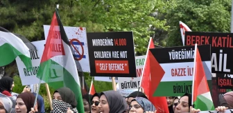 Bursa'da İsrail'in Gazze'deki saldırılarını protesto etmek için yürüyüş düzenlendi