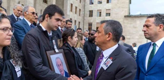 CHP Genel Başkanı Özgür Özel, Şeyhmus Bahçeci'nin cenaze törenine katıldı