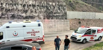 Erzincan-Kemah Yolunda Otomobil Fırat Nehrine Uçtu