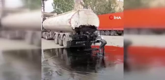 Kazaya karışan tankerin deposu delindi, litrelerce yağ oluk oluk yollara aktı