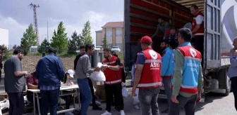 Malatya'da depremzedelere yardım dağıtıldı