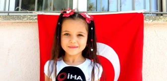 6 yaşındaki Cansu İstiklal Marşı'nı ezberledi
