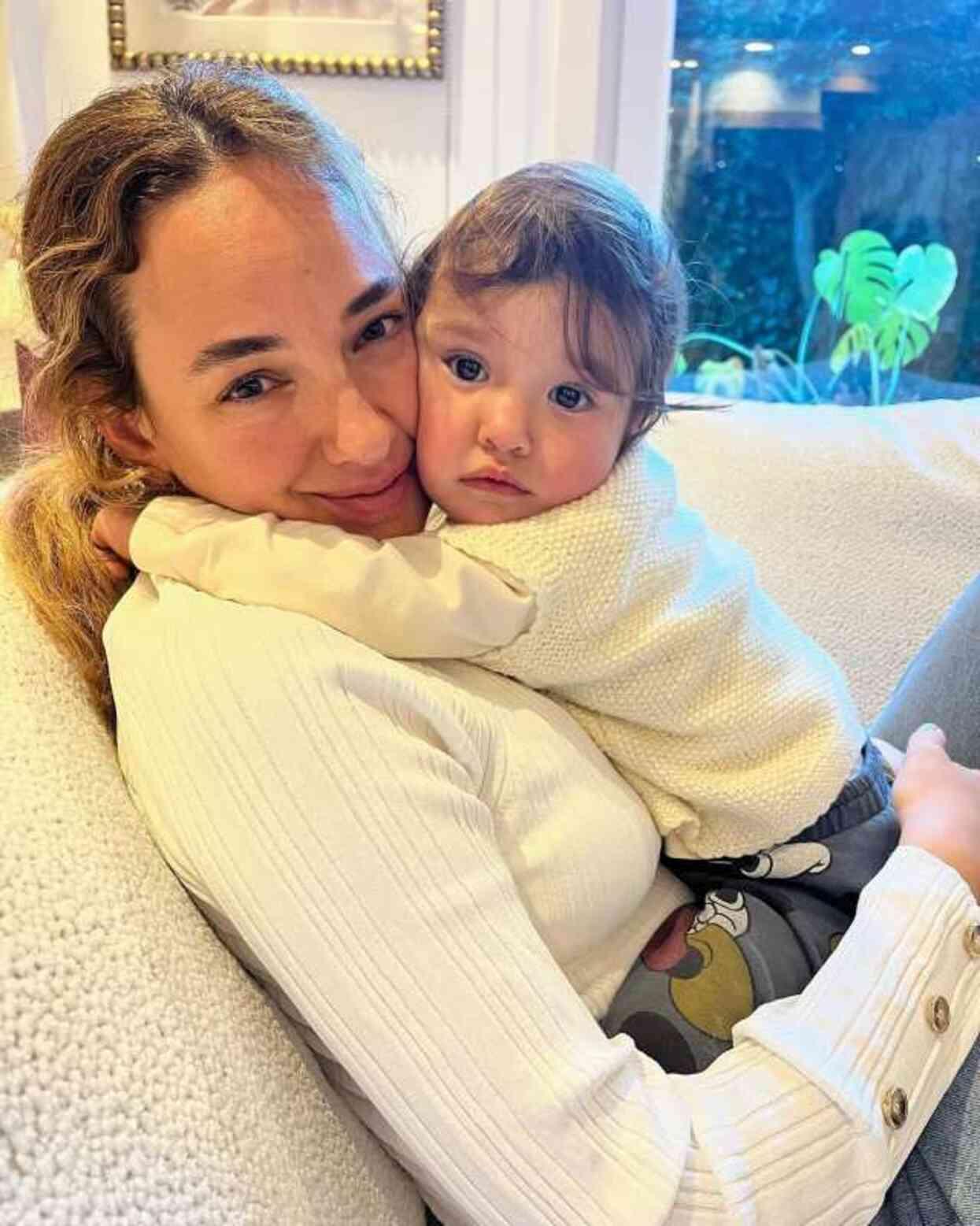 Seda Bakan ile Berfu Yenenler'in baby shower tartışması! Berfu Yenenler kimdir? Berfu Yenenler kaç yaşında, nereli? Seda Bakan ile Berfu Yenenler'in baby shower tartışması! Berfu Yenenler kimdir? Berfu Yenenler kaç yaşında, nereli?