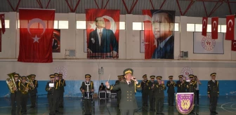 Şemdinli'de Malatya 2. Ordu Komutanlığı Bandosu Konser Verdi