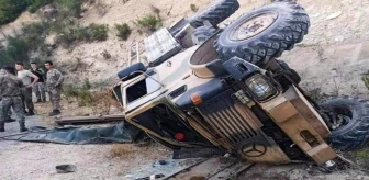 Şırnak'ta askeri araç devrildi: 2 asker şehit, 2 asker yaralandı