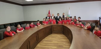 Suluova TOKİ Çelebi Mehmet İlkokulu öğrencileri belediyeyi ziyaret etti