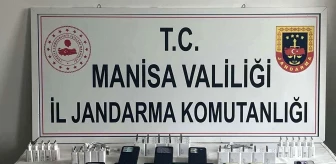 Manisa'da Jandarma Operasyonunda 15 Adet Gümrük Kaçağı Cep Telefonu Ele Geçirildi