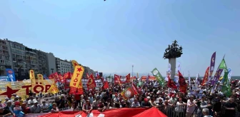 İzmir'de 1 Mayıs kutlamaları yoğun katılımla gerçekleşti