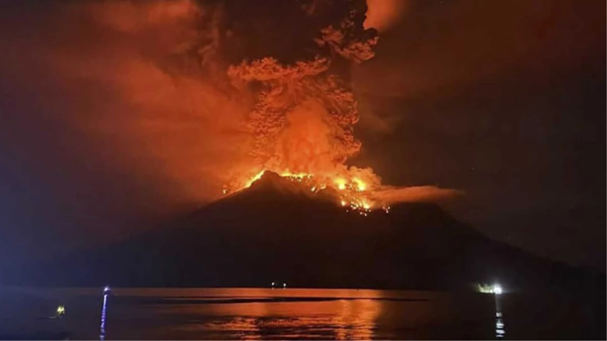 Endonezya’da yanardağ felaketi büyüyor! 12 bin kişi için tahliye kararı