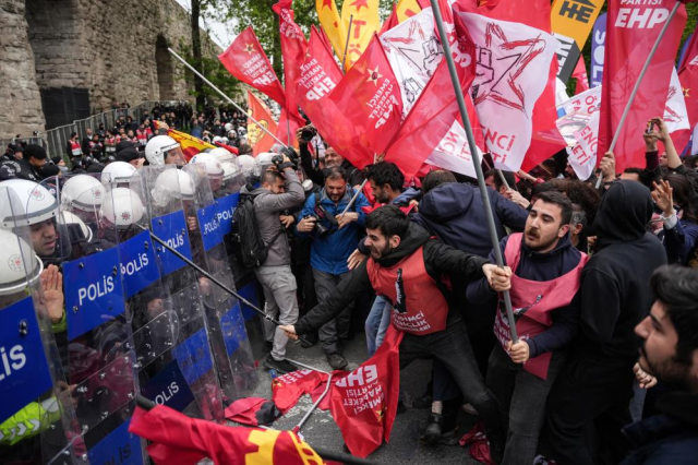 İstanbul'da 1 Mayıs nedeniyle çıkan olaylarda 210 kişi gözaltına alındı