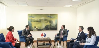 Kosova Başbakanı Albin Kurti, Türkiye'nin Priştine Büyükelçisi Sabri Tunç Angılı ile görüştü