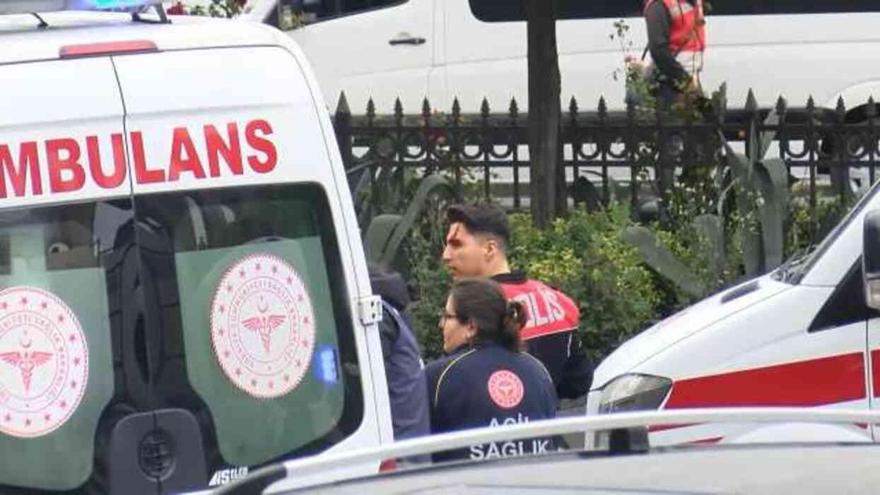 Saraçhane'de arbede! Polis Taksim yürüyüşüne izin vermedi, ortalık karıştı