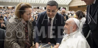 AK Parti Milletvekili Serkan Bayram, Papa Francis ile buluştu