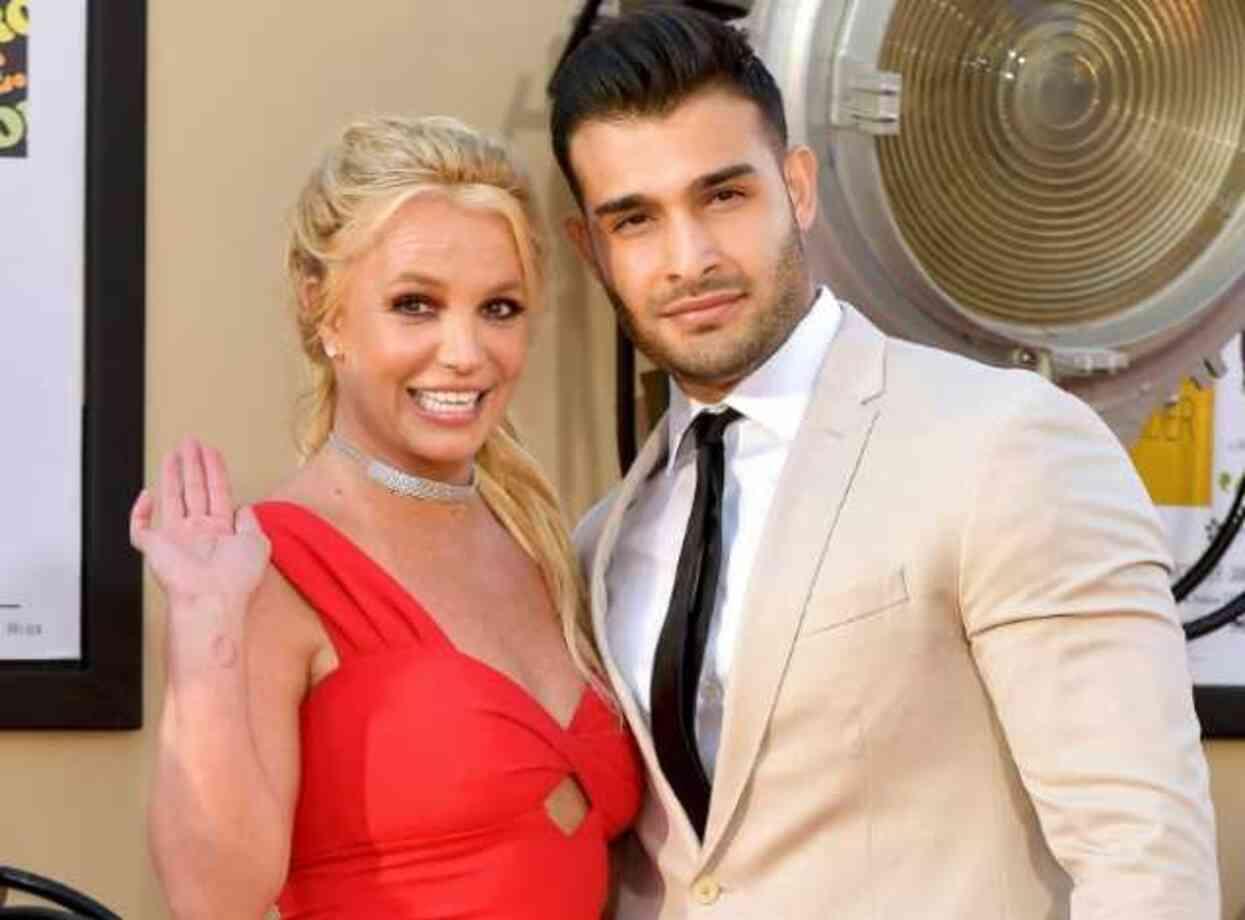 Britney Spears ve Sam Asghari, 14 Aylık evliliklerini sonlandırmak için anlaşmaya vardı