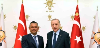 Cumhurbaşkanı Erdoğan, CHP Genel Başkanı Özgür Özel'i kabul etti