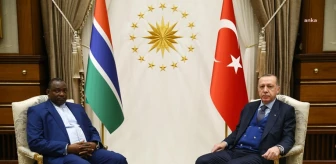 Cumhurbaşkanı Erdoğan, Gambiya Cumhurbaşkanı Barrow ile telefon görüşmesi yaptı