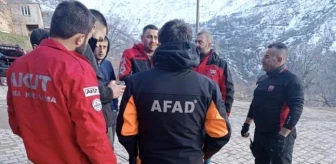 Bitlis'te Dere Kenarında Kaybolan Yaşlı Adamdan Hala Haber Alınamıyor