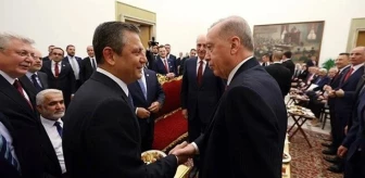 Gözler Ankara'daki kritik zirvede! Cumhurbaşkanı Erdoğan ile CHP lideri Özel, bugün görüşecek