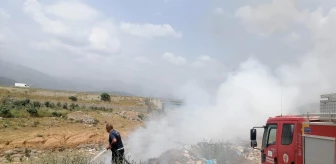 Hatay'ın Hassa ilçesinde çöplük alanda çıkan yangın söndürüldü