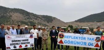 Gaziantep'te Jandarma, Çiftçilere Reflektör Dağıttı