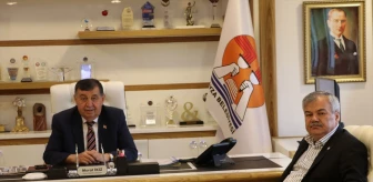 Kültür Memur-Sen Genel Başkanı Mecit Erdoğan, Havza Belediye Başkanı Murat İkiz'i ziyaret etti