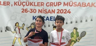 Mustafa Açıkalın Ortaokulu Okul Sporları Küçük Erkekler Tenis Müsabakalarında Bölge Birincisi Oldu