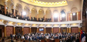 Sırbistan'da Yeni Hükümet Onaylandı, ABD'nin Yaptırım Uyguladığı Siyasetçiler de Kabinede