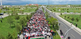 Ağrı İbrahim Çeçen Üniversitesi Öğrencileri ve Akademisyenleri Filistin'e Destek Yürüyüşü Düzenledi