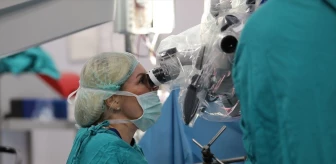 Akdeniz Üniversitesi Hastanesinde Gerçekleştirilen Karaciğer Nakilleri İki Aileyi Sevindirdi