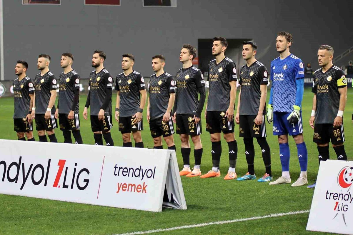 Altay'a FIFA'dan 6 puan silme cezası