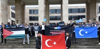 Bartın Üniversitesi Öğrencileri İsrail'in Gazze'ye yönelik saldırılarını sessiz yürüyüş ile kınadı