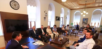 Bodrum Gazeteciler Cemiyeti Muğla Büyükşehir Belediye Başkanı Ahmet Aras'ı Ziyaret Etti