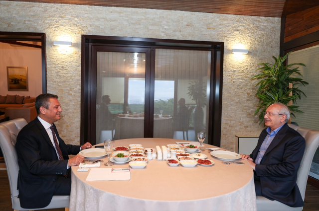 CHP Genel Başkanı Özgür Özel ve Kemal Kılıçdaroğlu Ankara'da bir araya geldi