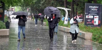 Kocaeli'de Şiddetli Rüzgar ve Yağış Trafik Felç Etti