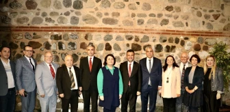 Samsun Büyükşehir Belediye Başkanı Halit Doğan, Samsun Mübadele ve Balkan Türk Kültürü Araştırmaları Derneği üyeleriyle bir araya geldi