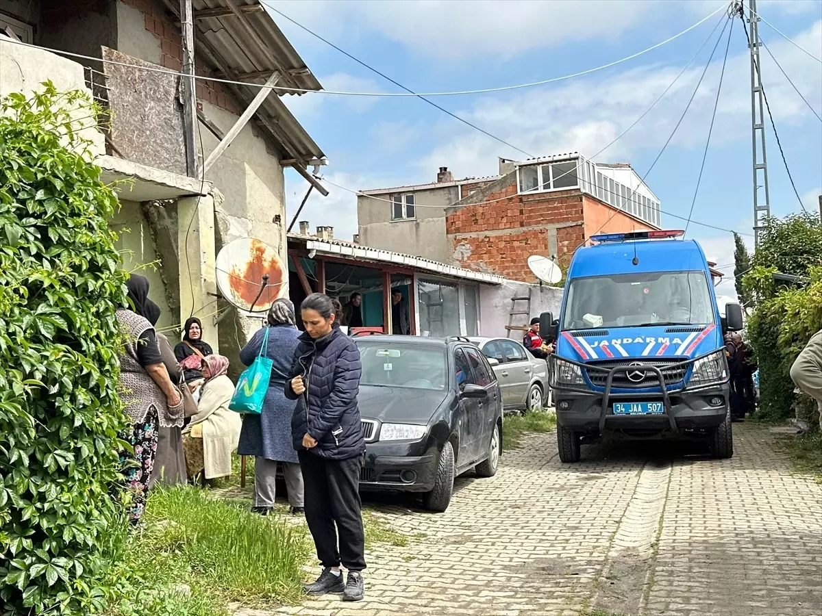 Silivri'de bir kişi babasını bıçaklayarak öldürdü