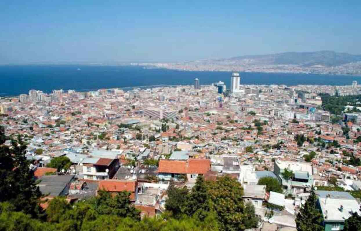 Uzman isim İzmir için uyardı! '7.1 büyüklüğünde deprem üretebilir'