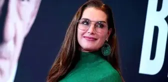 58 Yaşındaki Model Brooke Shields, Kızlarıyla Hala Yatakta Uyuyor