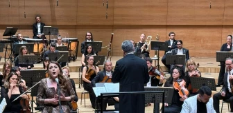 Cumhurbaşkanlığı Senfoni Orkestrası'ndan Selva Erdener konseri