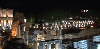 Efes Antik Kenti'nde 'gece müzeciliği' lansmanına yoğun katılım