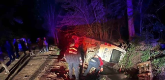 Erzincan'da tarım işçilerini taşıyan minibüs kaza yaptı, 6 kişi yaralandı