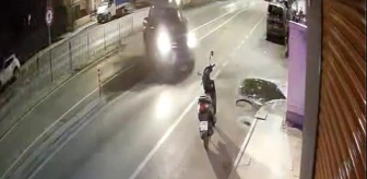 Isparta'da park halindeki motosiklet 3 farklı kazaya karıştı