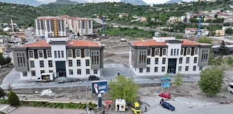 Hacılar Belediye Başkanı Bilal Özdoğan, hizmet binalarının inşaatını denetledi
