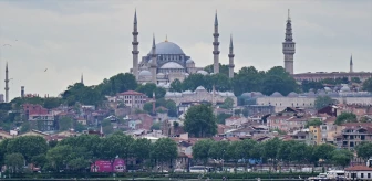İstanbul'da Uluslararası Haliç Kürek Yarışları Başladı