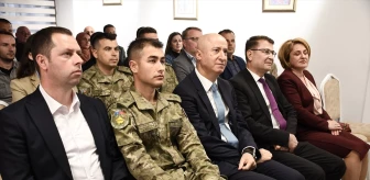 Kosova'da Türkçe ve Kimlik Konulu Söyleşi Gerçekleştirildi