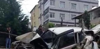 Çayırova'da freni boşalan kamyon ortalığı savaş alanına çevirdi
