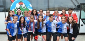 Yüksekova Belediyespor Kadınlar 2. Ligi'nde şampiyon olarak 1. Lig'e çıktı