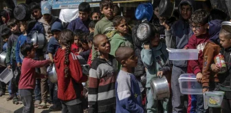 Gazze Şeridi'nde Açlık ve Susuzluk Krizi Büyüyor